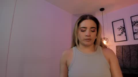 andy_and_emma online show from February 18, 12:49 pm