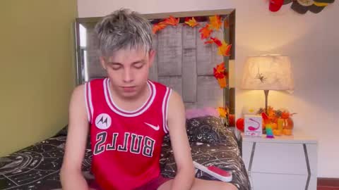 Snapshot of andy_belier chatting on October 28, 1:03 pm Andy online show from October 28, 1:03 pm