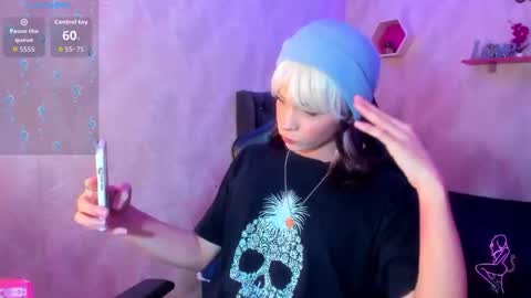 Snapshot of andy_bell_x chatting on November 30, 3:10 am ANDY online show from November 30, 3:10 am