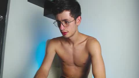 Snapshot of andy_collins__ chatting on September 11, 7:30 am andy_collins__ online show from September 11, 7:30 am