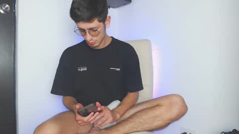 Snapshot of andy_collins__ chatting on October 16, 3:29 am andy_collins__ online show from October 16, 3:29 am