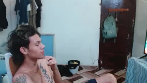 Snapshot of andy_dan1 chatting on May 28, 7:16 am andy_dan1 online show from May 28, 7:16 am