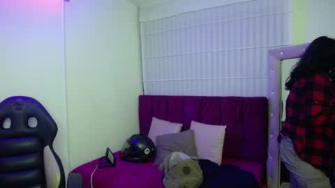 andy_eagleton_20 online show from July 5, 4:41 am