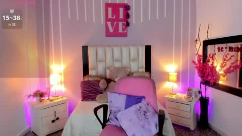 Andrea online show from April 22, 12:39 pm