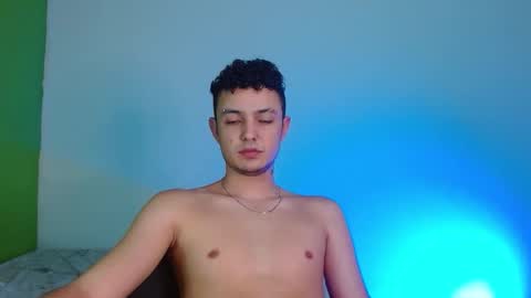 andy_gazmey online show from October 30, 1:40 am