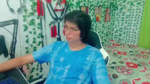 Andy Gray online show from April 19, 3:55 pm