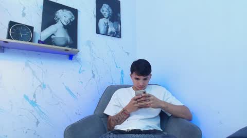 ANDY online show from January 8, 9:28 pm