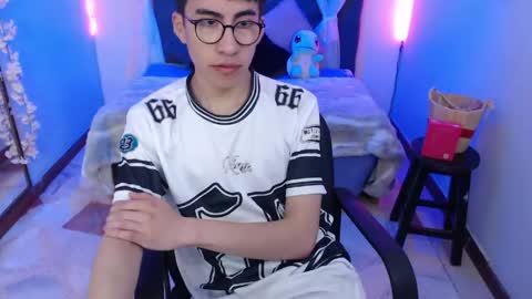 Andy online show from May 3, 4:07 am