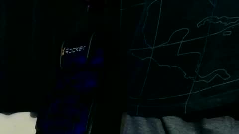 Snapshot of andybadass chatting on March 7, 9:45 pm andybadass online show from March 7, 9:45 pm