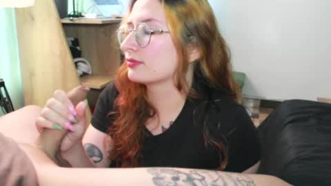 Snapshot of andycherrysecrets chatting on September 30, 8:47 pm Cherry online show from September 30, 8:47 pm