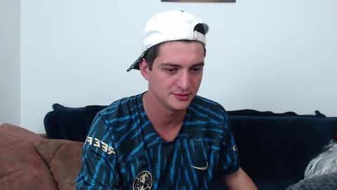 Snapshot of andyfame1 chatting on October 22, 6:57 am Andy Fame online show from October 22, 6:57 am