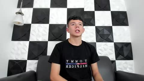 andyfame11 online show from December 14, 6:56 pm