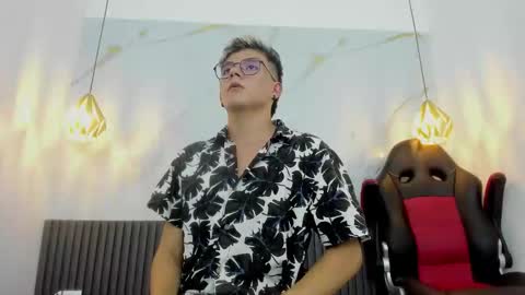 andyfame11 online show from March 4, 8:59 pm