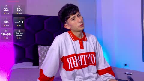 andyjustgame  online show from April 4, 3:38 am