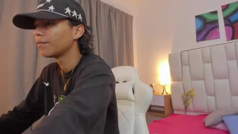 Andy Kings online show from April 22, 3:20 am