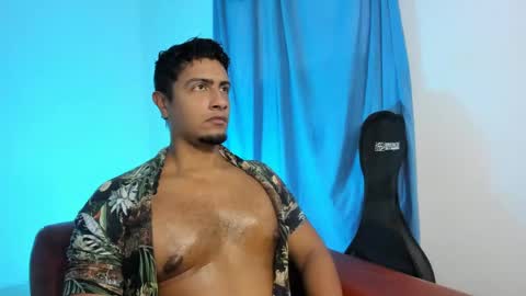 Snapshot of andylemonda chatting on February 8, 3:00 pm andylemonda online show from February 8, 3:00 pm