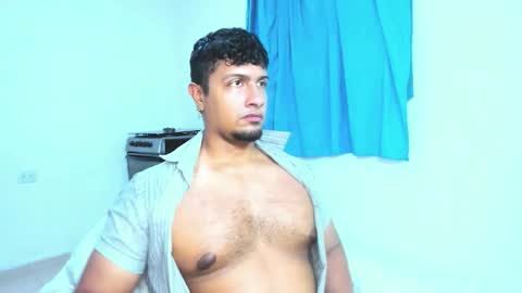 Snapshot of andylemonda chatting on October 20, 9:26 pm andylemonda online show from October 20, 9:26 pm