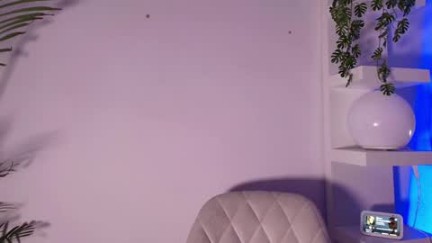 andypalmerr online show from April 18, 6:17 am