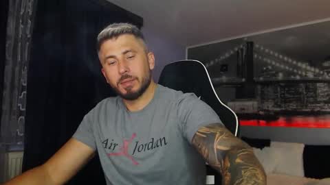 Magic Andy online show from October 12, 9:36 pm