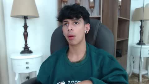 andyxibrat online show from March 18, 4:32 pm