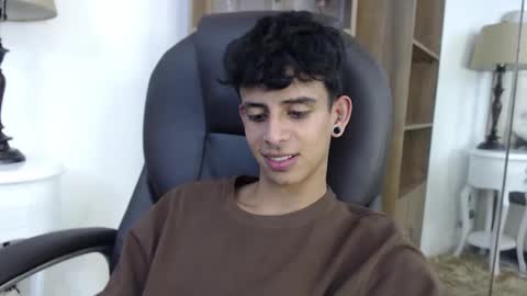 andyxibrat online show from April 21, 10:23 pm