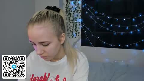 Anelly online show from March 15, 10:21 am