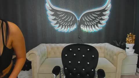 Anne online show from January 25, 10:50 pm