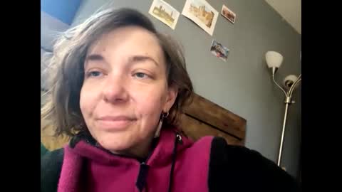 aneoakley online show from October 31, 6:09 pm