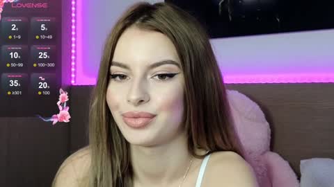 Snapshot of anexxblondie chatting on December 9, 2:28 pm Ane online show from December 9, 2:28 pm