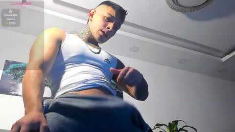 Snapshot of angeel_d035 chatting on January 31, 3:20 am Angel online show from January 31, 3:20 am