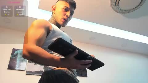 Snapshot of angeel_d035 chatting on February 4, 5:53 am Angel online show from February 4, 5:53 am