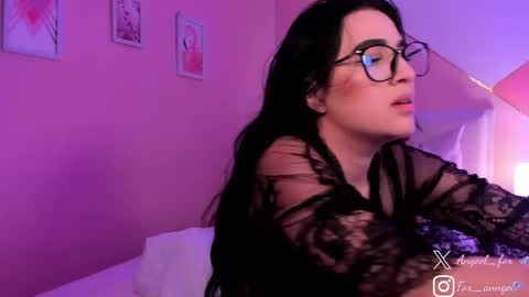 Angel  online show from April 18, 5:39 pm