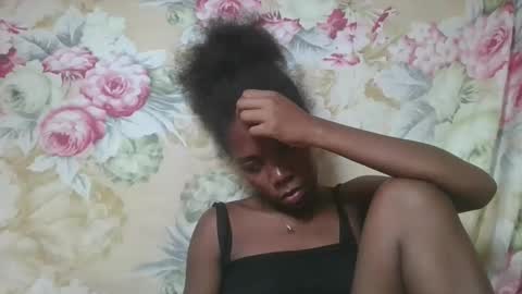 angeeliine online show from April 14, 6:47 pm