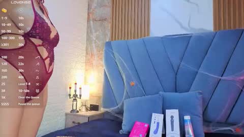 Snapshot of angel__red_ chatting on October 17, 3:10 am angel__red_ online show from October 17, 3:10 am