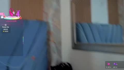 Snapshot of angel__red_ chatting on October 31, 4:02 am angel__red_ online show from October 31, 4:02 am