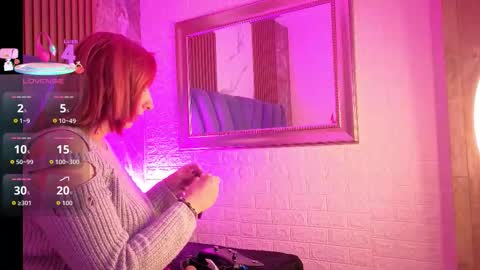 Snapshot of angel__red_ chatting on November 9, 11:14 pm angel__red_ online show from November 9, 11:14 pm