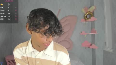 Snapshot of angel__sweet18 chatting on February 22, 3:23 am online show from February 22, 3:23 am