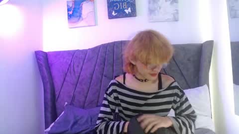 Angel  online show from April 13, 12:54 pm