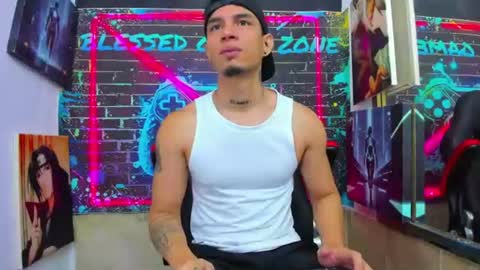 Snapshot of angel_blessed chatting on June 25, 11:48 am angel_blessed online show from June 25, 11:48 am