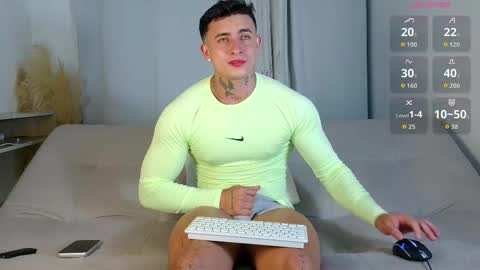 Snapshot of angel_boy01 chatting on May 8, 12:05 am angel_boy01 online show from May 8, 12:05 am