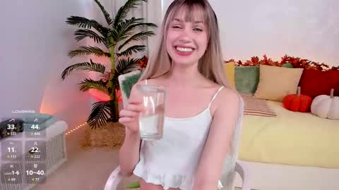 Claire - be back soon online show from November 15, 9:00 pm