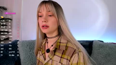 Snapshot of angel_claire chatting on May 24, 6:13 pm Claire - be back soon online show from May 24, 6:13 pm
