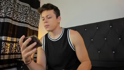 Angel Cuervo online show from January 25, 12:37 pm