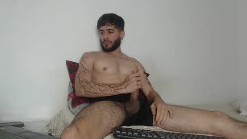 Snapshot of angel_damons_ chatting on June 17, 2:18 pm Angel Damons online show from June 17, 2:18 pm