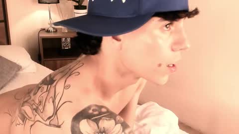 Snapshot of angel_eros_ chatting on March 2, 7:15 am Angel online show from March 2, 7:15 am