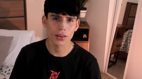 Snapshot of angel_eros_ chatting on March 5, 4:30 am Angel online show from March 5, 4:30 am