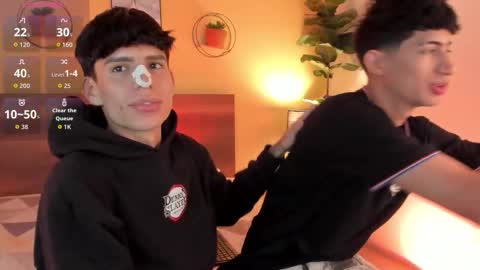 Snapshot of angel_eros_ chatting on March 7, 5:26 am Angel online show from March 7, 5:26 am