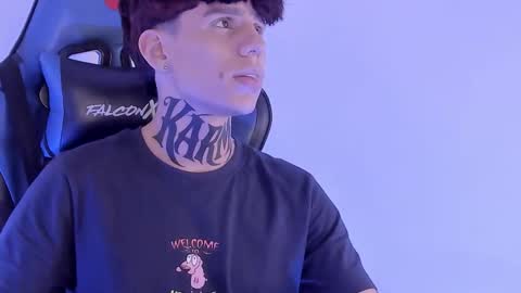 Snapshot of angel_eros_ chatting on March 17, 4:50 am Angel online show from March 17, 4:50 am