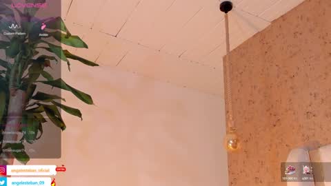 ngel Esteban  online show from February 7, 10:08 am