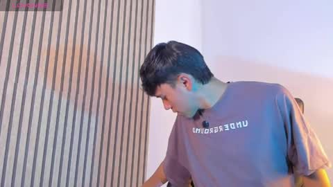 Snapshot of angel_esteban_fx chatting on May 1, 8:13 pm ngel Esteban online show from May 1, 8:13 pm